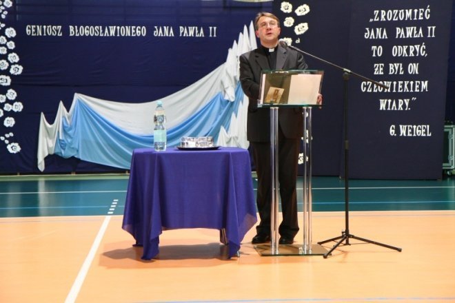 Geniusz błogosławionego Jana Pawła II-  teologa, wychowawcy, poety - zdjęcie #31 - eOstroleka.pl