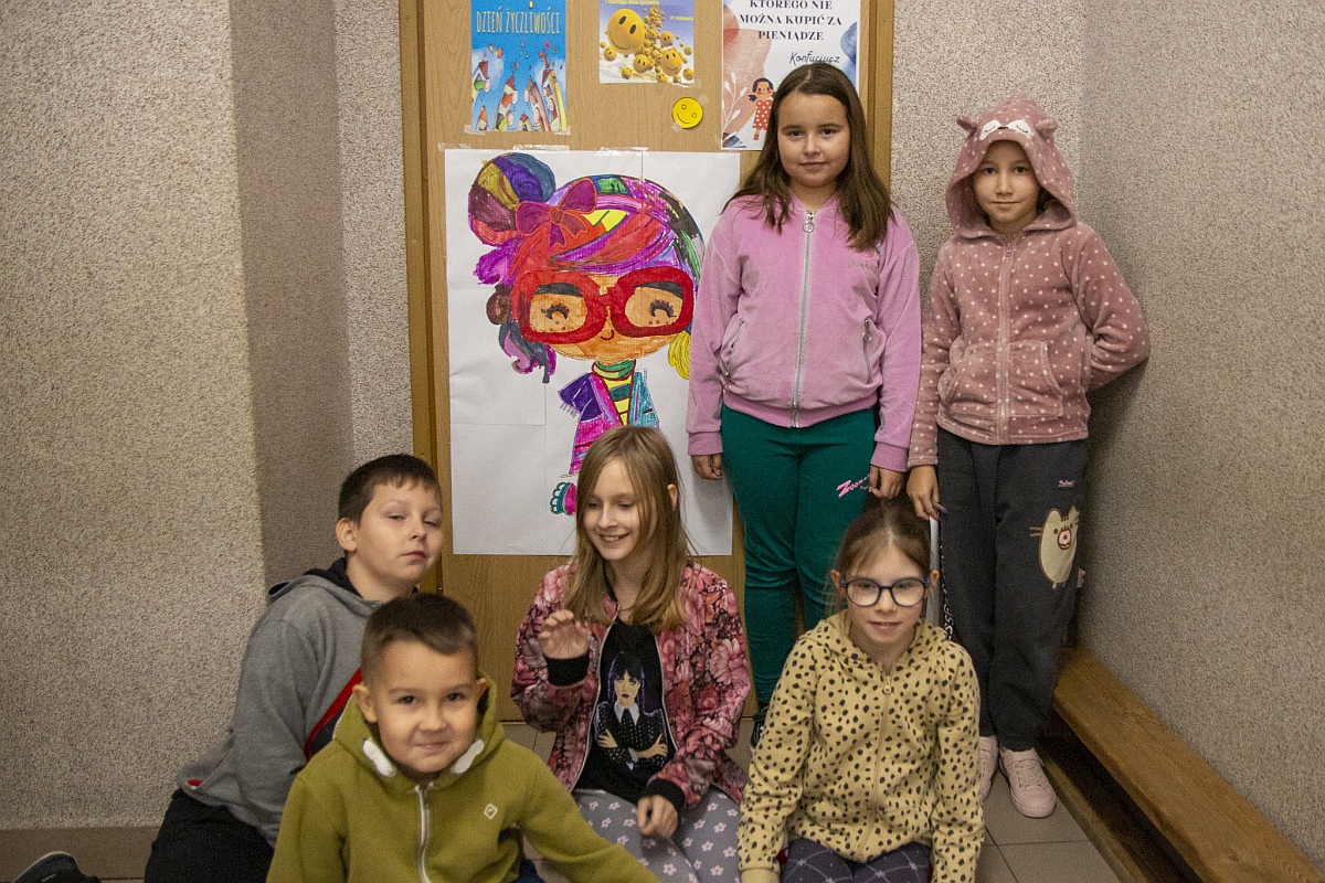 Tydzień dbania o relacje w SP w Lipnikach [05.12.2023] - zdjęcie #16 - eOstroleka.pl