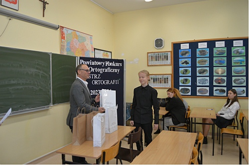 Powiatowy Konkurs Ortograficzny o tytuł Mistrza Ortografii - zdjęcie #3 - eOstroleka.pl