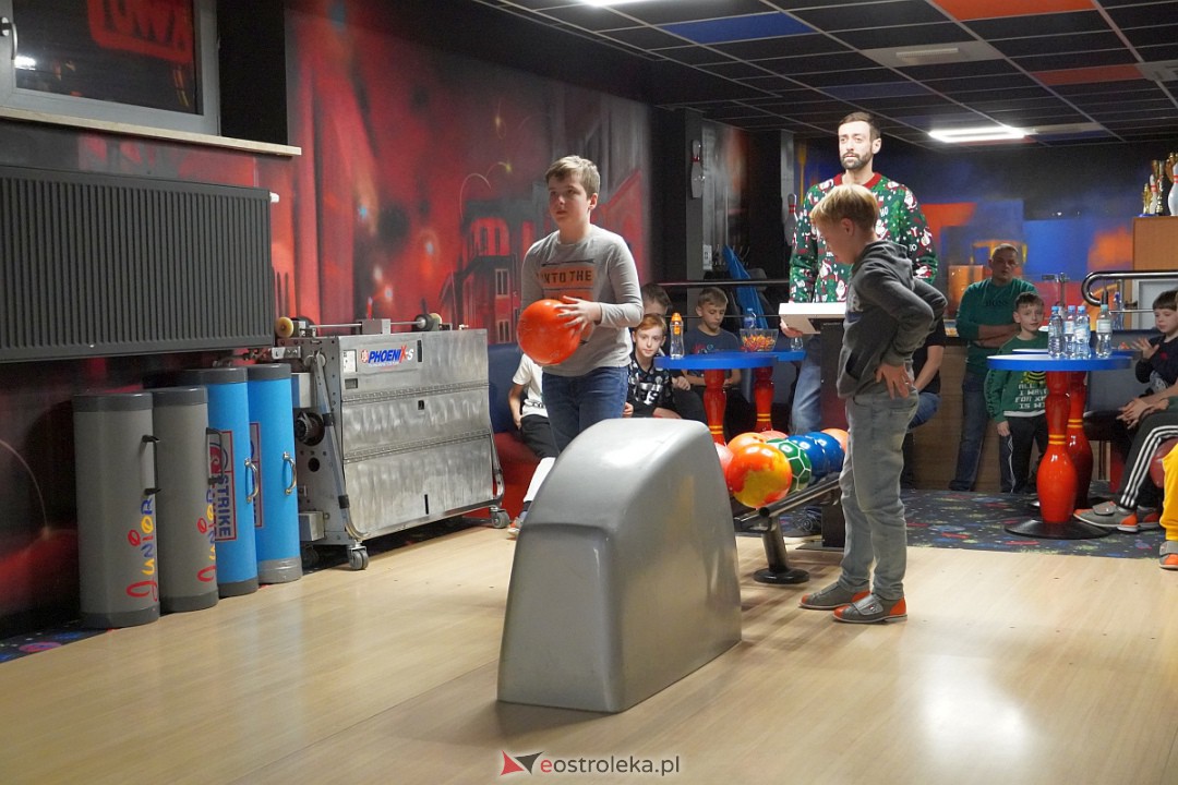 Mikołajkowy Turniej Bowlingowy dla dzieci i młodzieży szkolnej [5.12.2023] - zdjęcie #3 - eOstroleka.pl