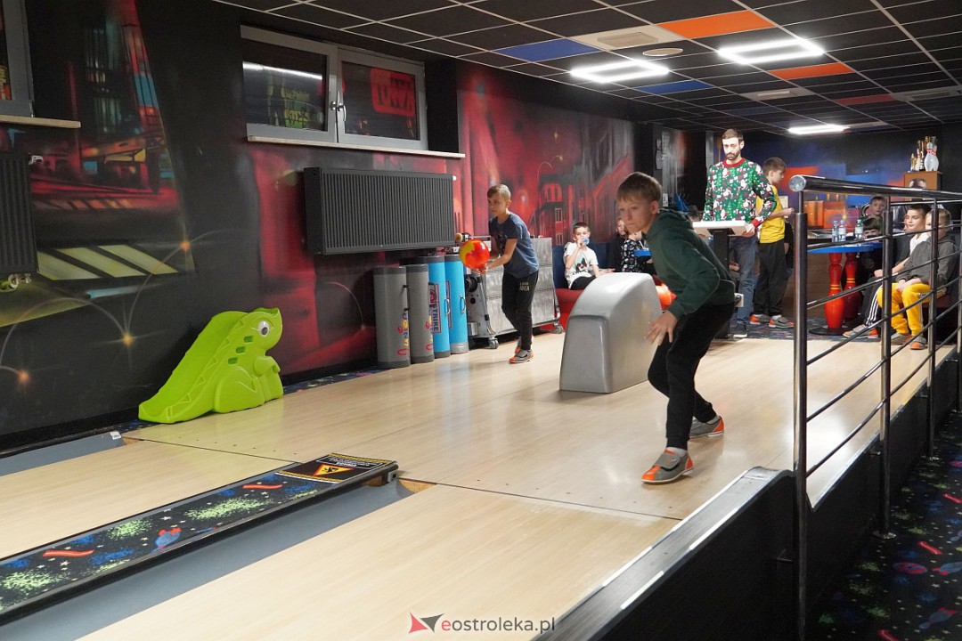 Mikołajkowy Turniej Bowlingowy dla dzieci i młodzieży szkolnej [5.12.2023] - zdjęcie #1 - eOstroleka.pl
