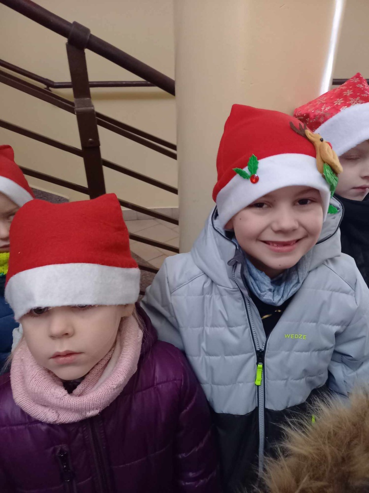 Choinka na ludowo z Krainą Misiów [05.12.2023] - zdjęcie #84 - eOstroleka.pl