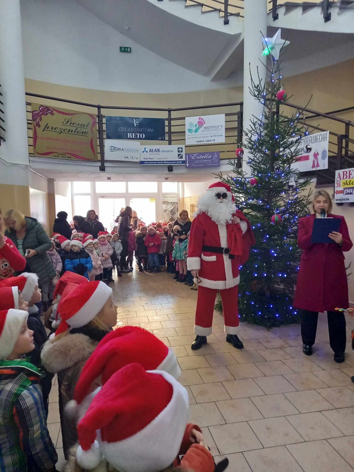 Choinka na ludowo z Krainą Misiów [05.12.2023] - zdjęcie #81 - eOstroleka.pl
