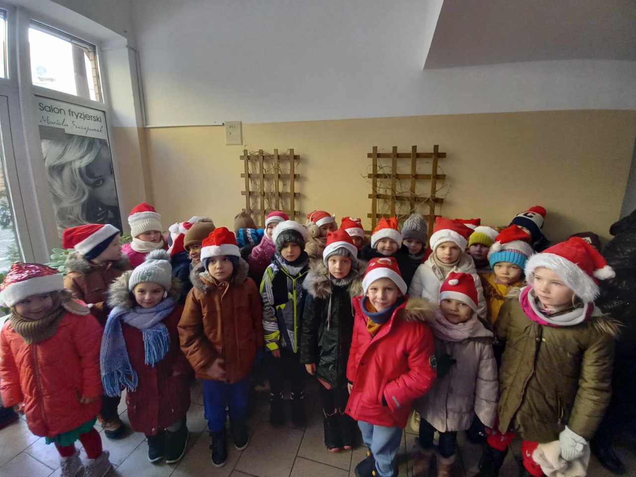 Choinka na ludowo z Krainą Misiów [05.12.2023] - zdjęcie #75 - eOstroleka.pl