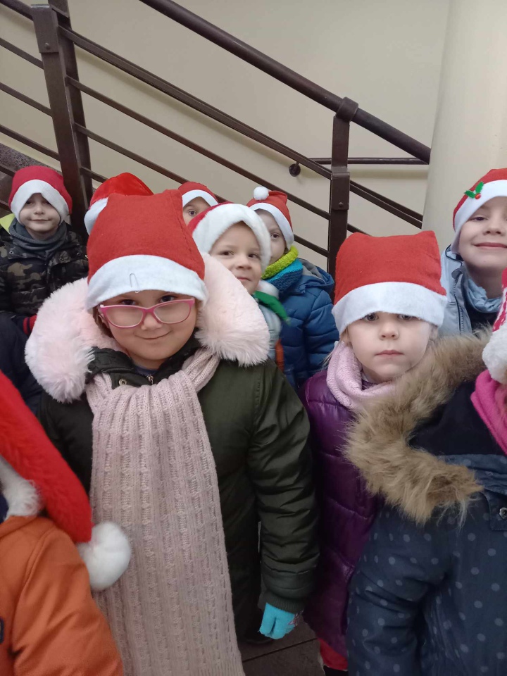 Choinka na ludowo z Krainą Misiów [05.12.2023] - zdjęcie #54 - eOstroleka.pl