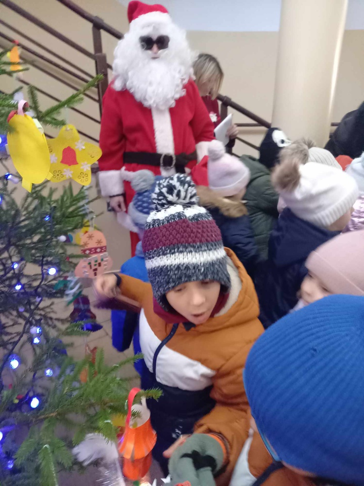 Choinka na ludowo z Krainą Misiów [05.12.2023] - zdjęcie #53 - eOstroleka.pl