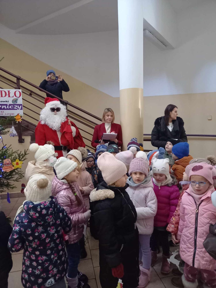 Choinka na ludowo z Krainą Misiów [05.12.2023] - zdjęcie #15 - eOstroleka.pl