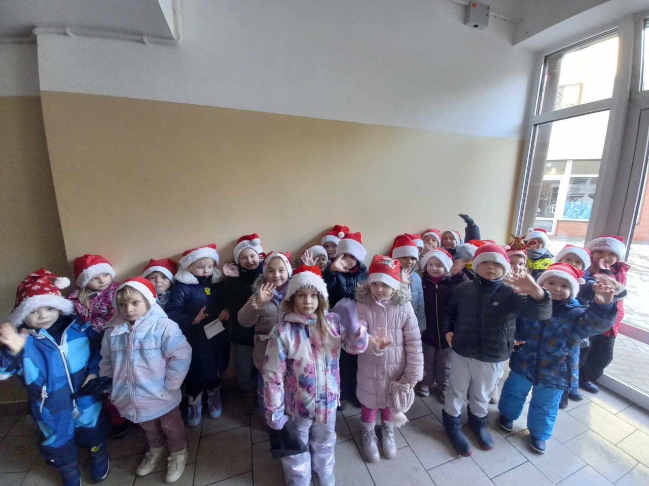 Choinka na ludowo z Krainą Misiów [05.12.2023] - zdjęcie #12 - eOstroleka.pl