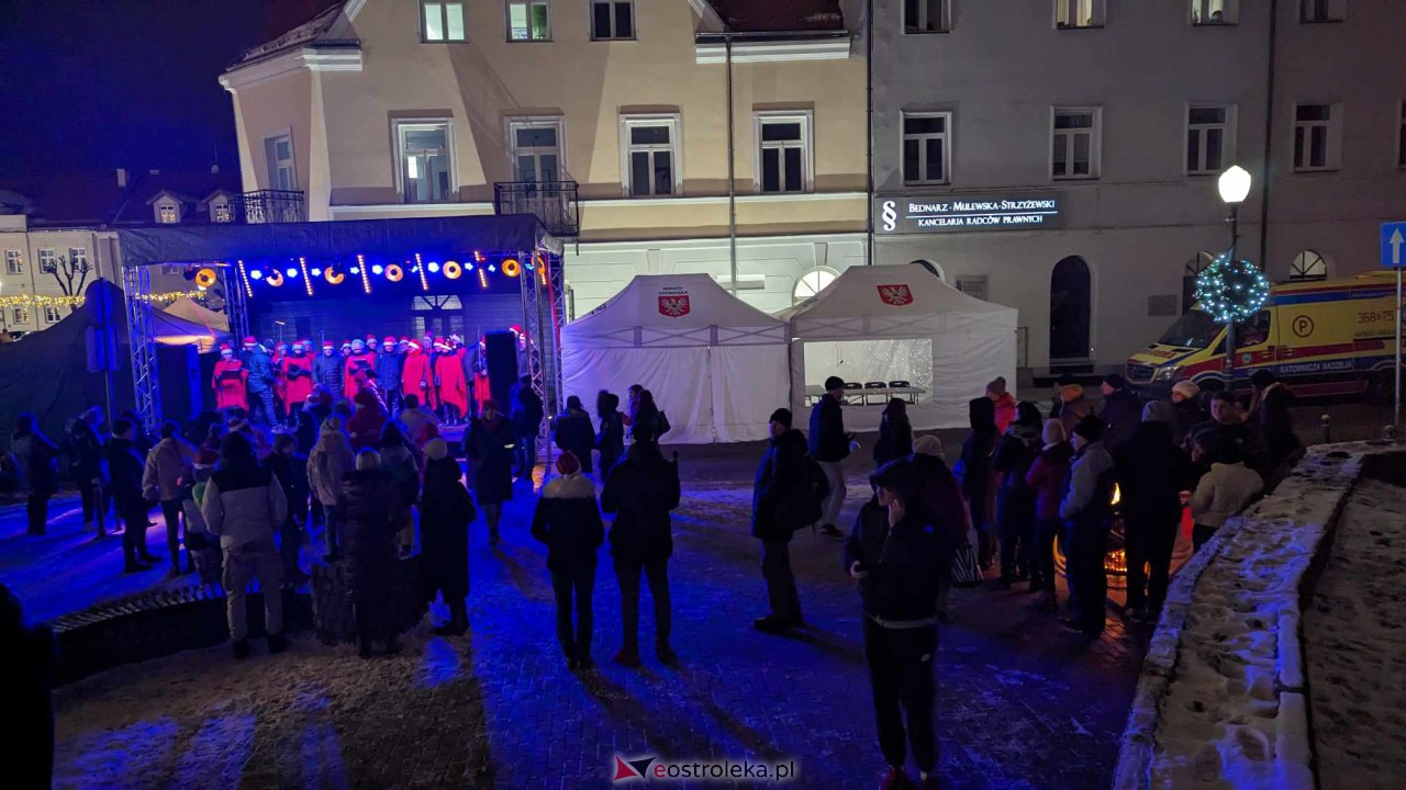 Kurpiowski Jarmark Bożonarodzeniowy w Ostrołęce [6.12.2023] - zdjęcie #24 - eOstroleka.pl
