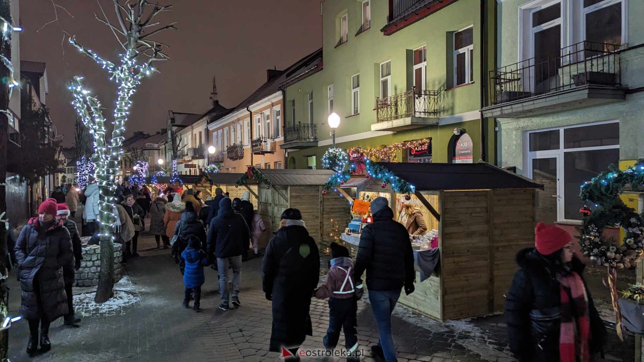 Kurpiowski Jarmark Bożonarodzeniowy w Ostrołęce [6.12.2023] - zdjęcie #14 - eOstroleka.pl