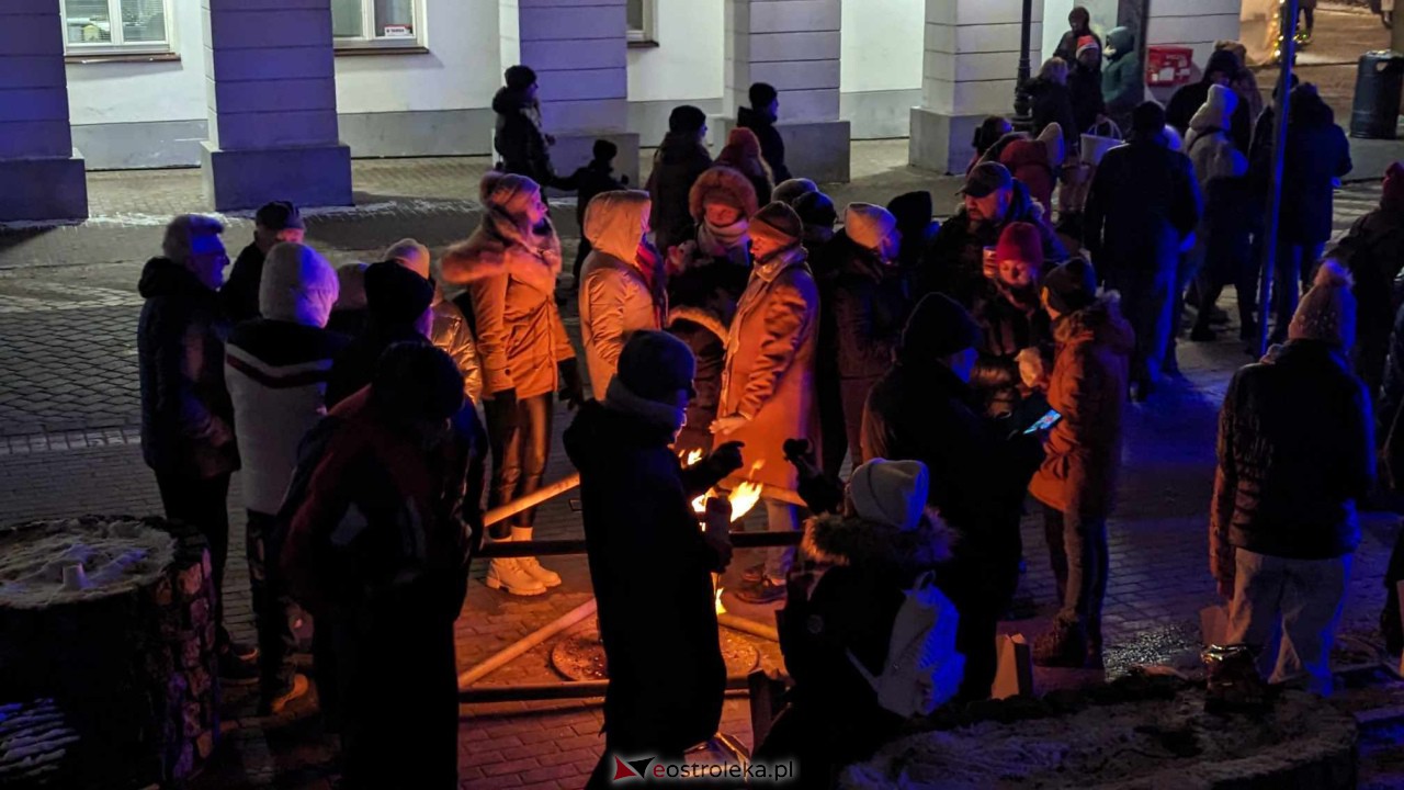 Kurpiowski Jarmark Bożonarodzeniowy w Ostrołęce [6.12.2023] - zdjęcie #6 - eOstroleka.pl