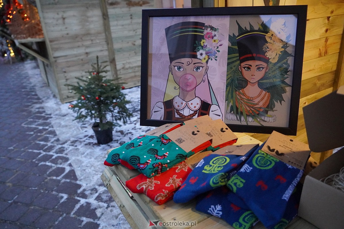 Kurpiowski Jarmark Bożonarodzeniowy w Ostrołęce [6.12.2023] - zdjęcie #40 - eOstroleka.pl
