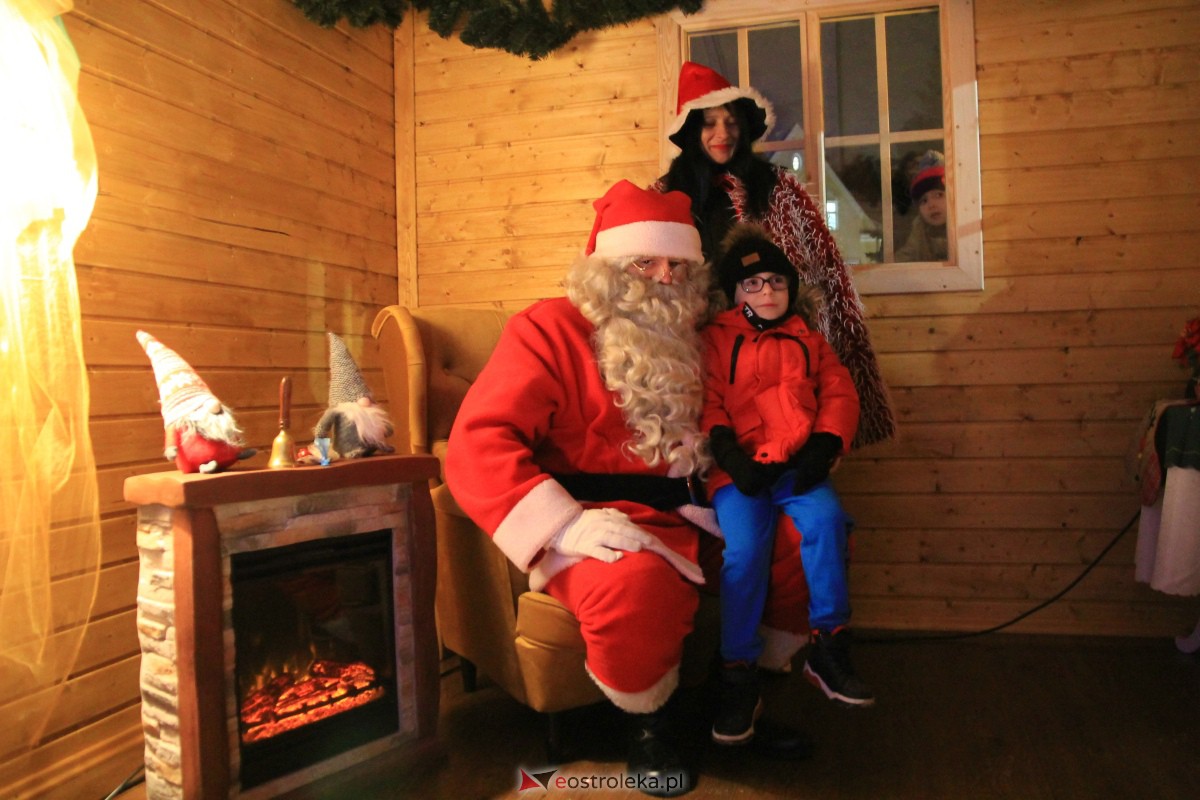 Święty Mikołaj przyjechał do Ostrołęki! [06.12.2023] - zdjęcie #70 - eOstroleka.pl