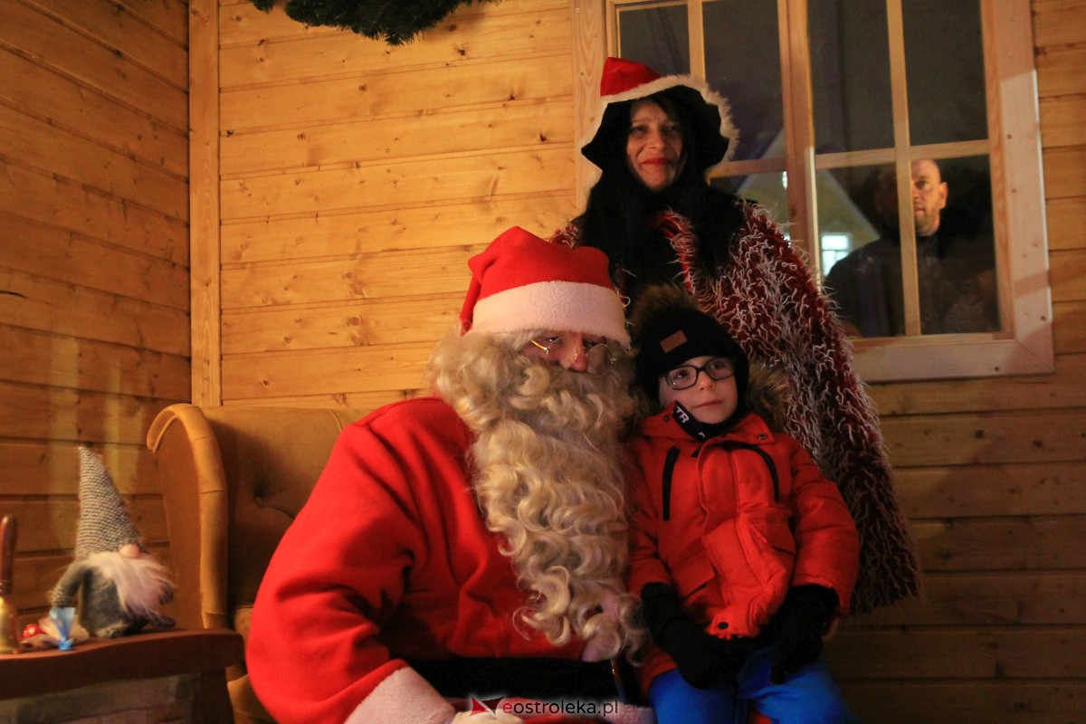 Święty Mikołaj przyjechał do Ostrołęki! [06.12.2023] - zdjęcie #69 - eOstroleka.pl