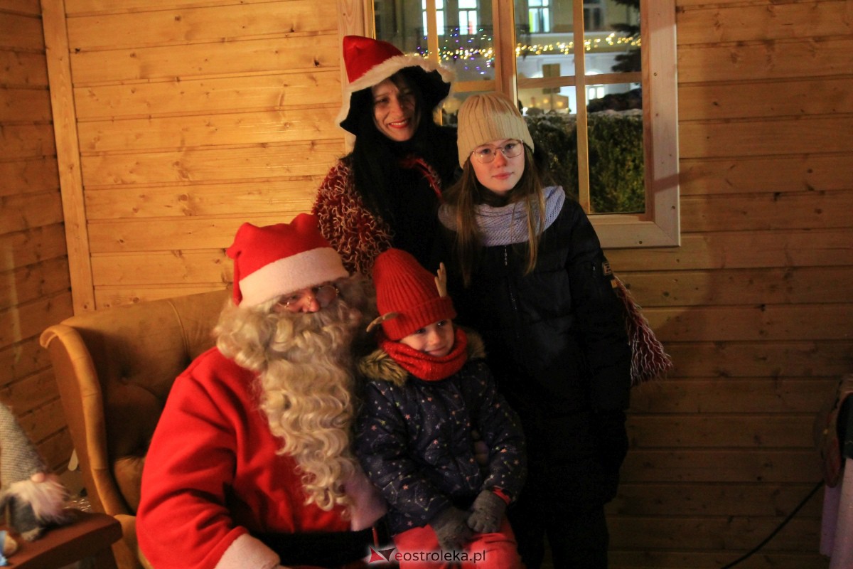 Święty Mikołaj przyjechał do Ostrołęki! [06.12.2023] - zdjęcie #66 - eOstroleka.pl