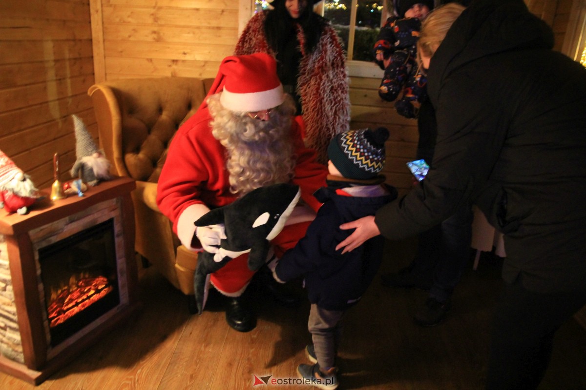 Święty Mikołaj przyjechał do Ostrołęki! [06.12.2023] - zdjęcie #65 - eOstroleka.pl