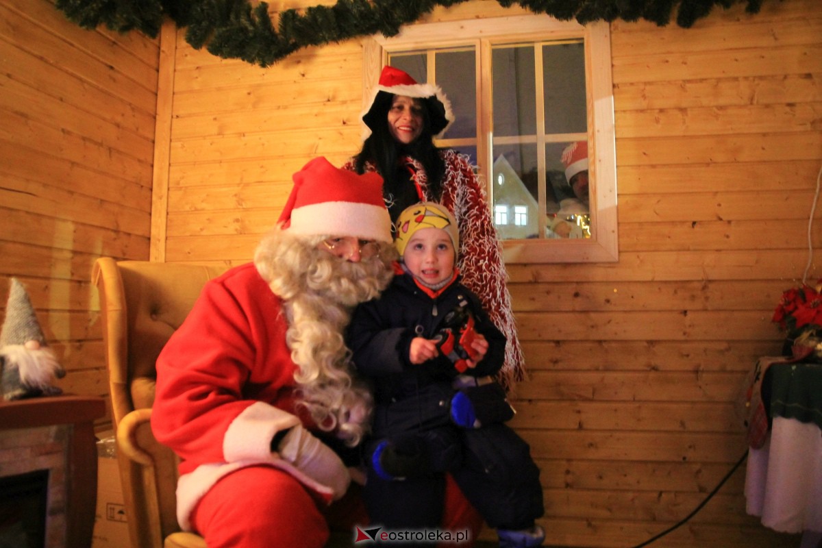 Święty Mikołaj przyjechał do Ostrołęki! [06.12.2023] - zdjęcie #58 - eOstroleka.pl