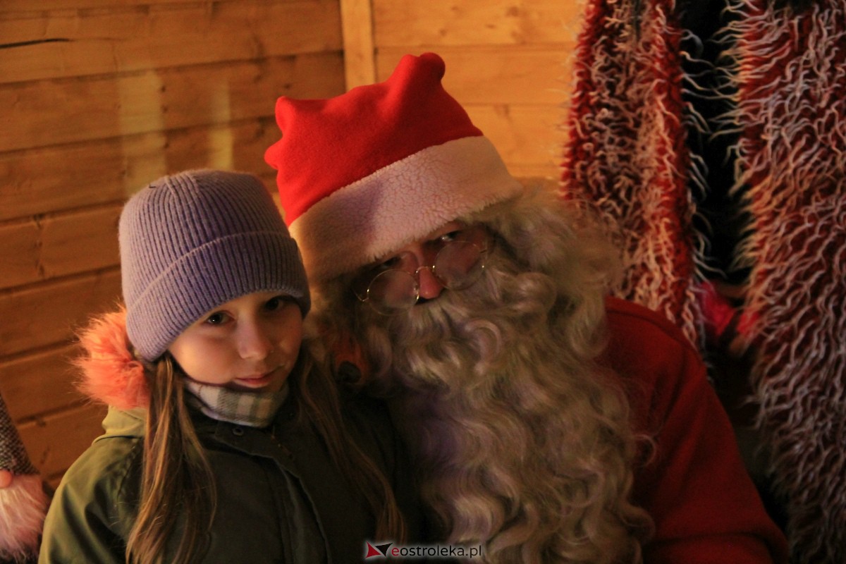 Święty Mikołaj przyjechał do Ostrołęki! [06.12.2023] - zdjęcie #43 - eOstroleka.pl