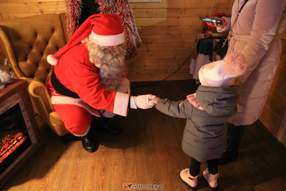 Święty Mikołaj przyjechał do Ostrołęki! [06.12.2023] - zdjęcie #41 - eOstroleka.pl