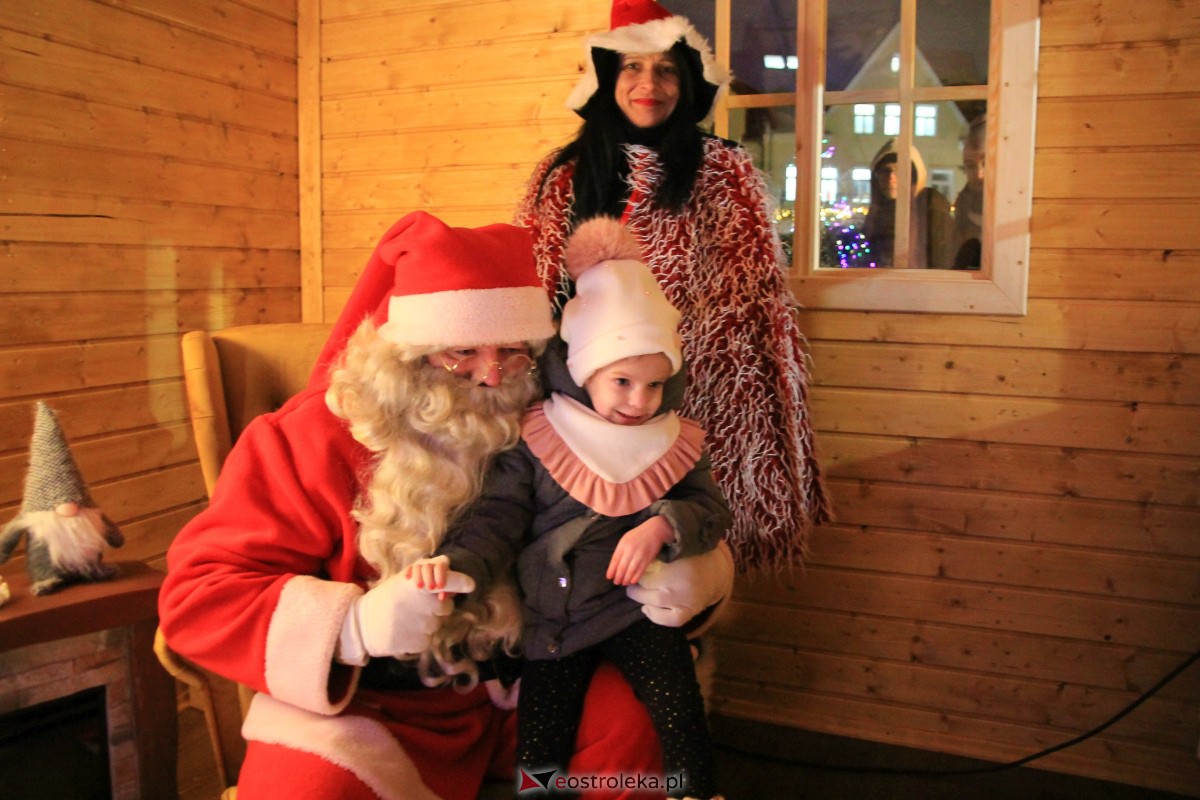 Święty Mikołaj przyjechał do Ostrołęki! [06.12.2023] - zdjęcie #39 - eOstroleka.pl