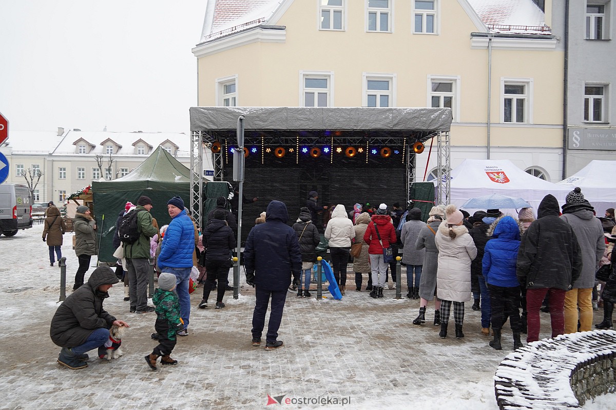 I Kurpiowski Jarmark Bożonarodzeniowy w Ostrołęce - występy przedszkolaków [07.12.2023] - zdjęcie #120 - eOstroleka.pl
