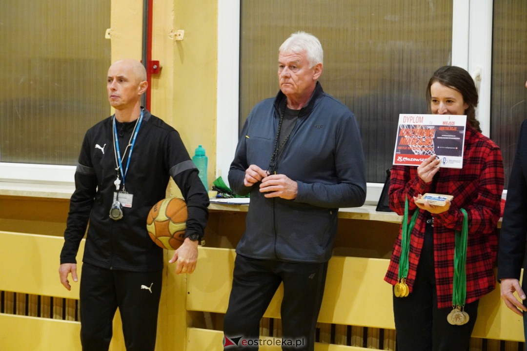Koszykarski klimat w SP 1 [07.12.2023] - zdjęcie #44 - eOstroleka.pl