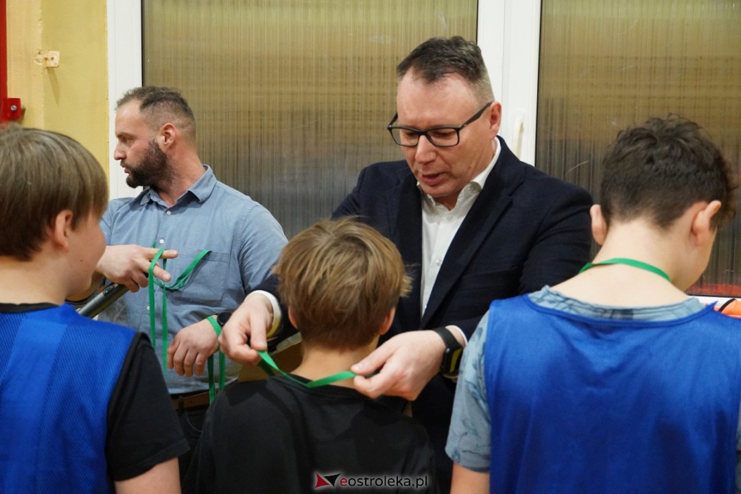 Koszykarski klimat w SP 1 [07.12.2023] - zdjęcie #23 - eOstroleka.pl