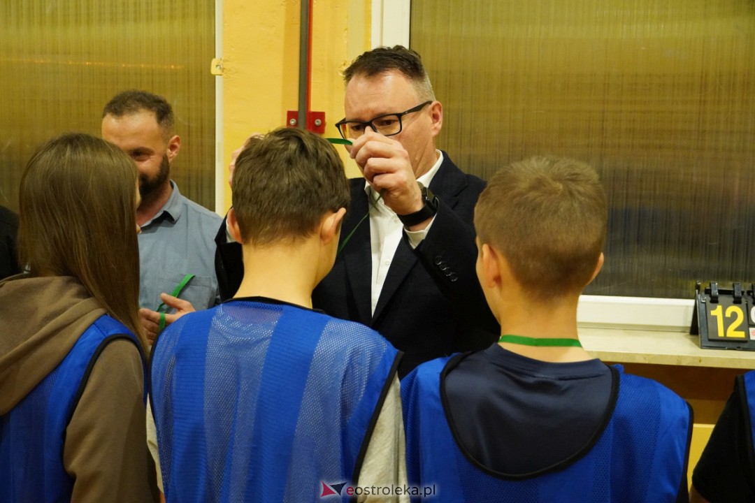 Koszykarski klimat w SP 1 [07.12.2023] - zdjęcie #20 - eOstroleka.pl