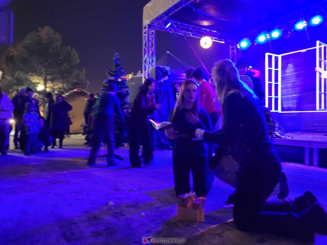 Kurpiowski Jarmark Bożonarodzeniowy - dzień drugi [7.12.2023] - zdjęcie #88 - eOstroleka.pl