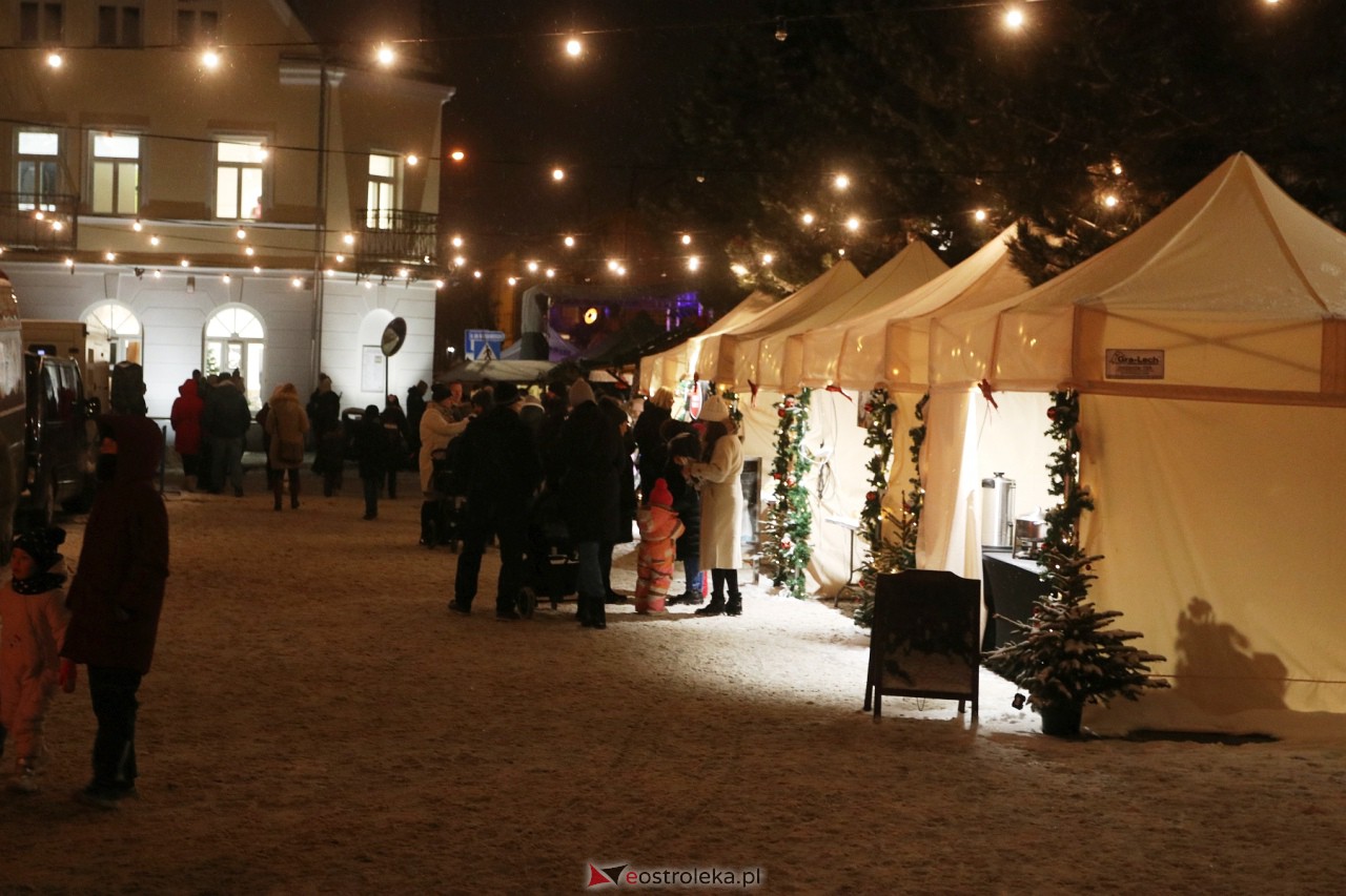 Kurpiowski Jarmark Bożonarodzeniowy - dzień drugi [7.12.2023] - zdjęcie #50 - eOstroleka.pl