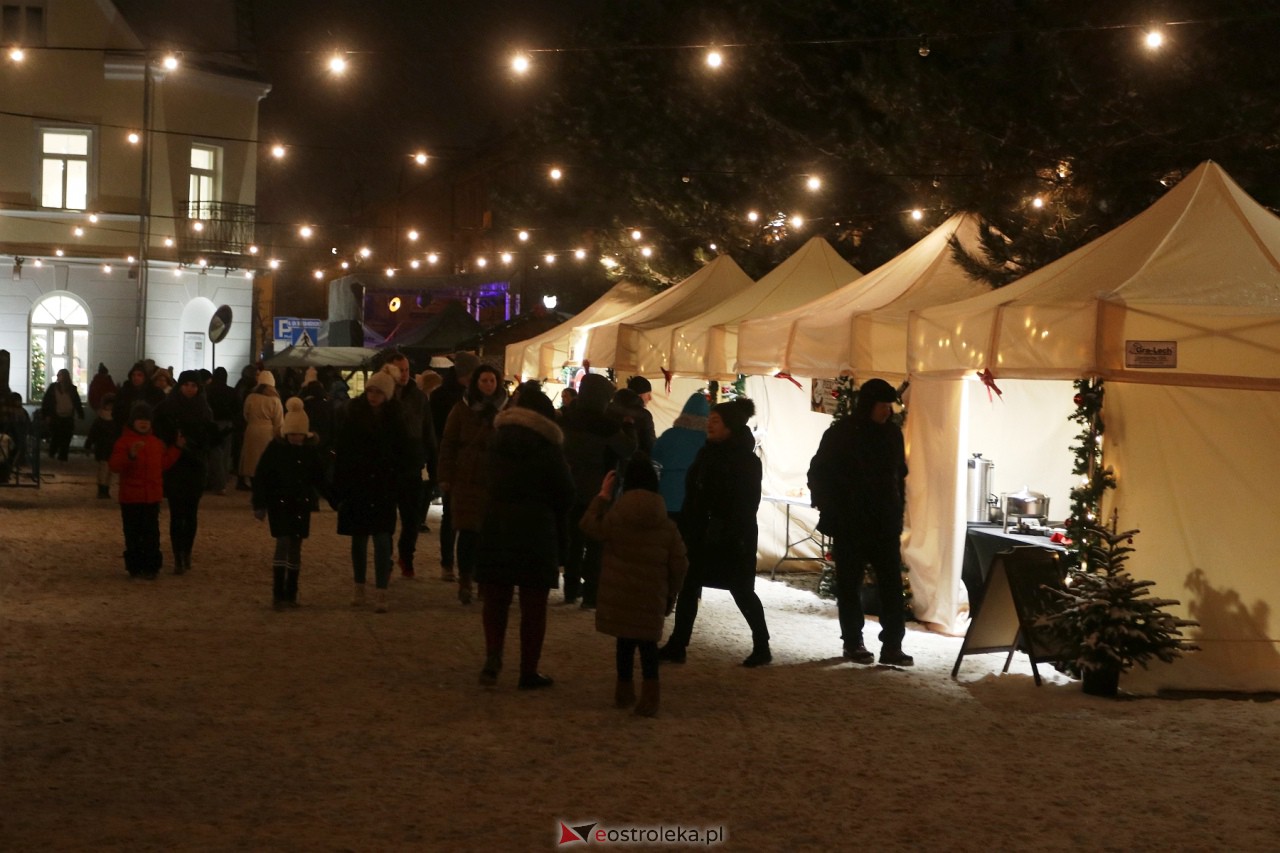 Kurpiowski Jarmark Bożonarodzeniowy - dzień drugi [7.12.2023] - zdjęcie #47 - eOstroleka.pl