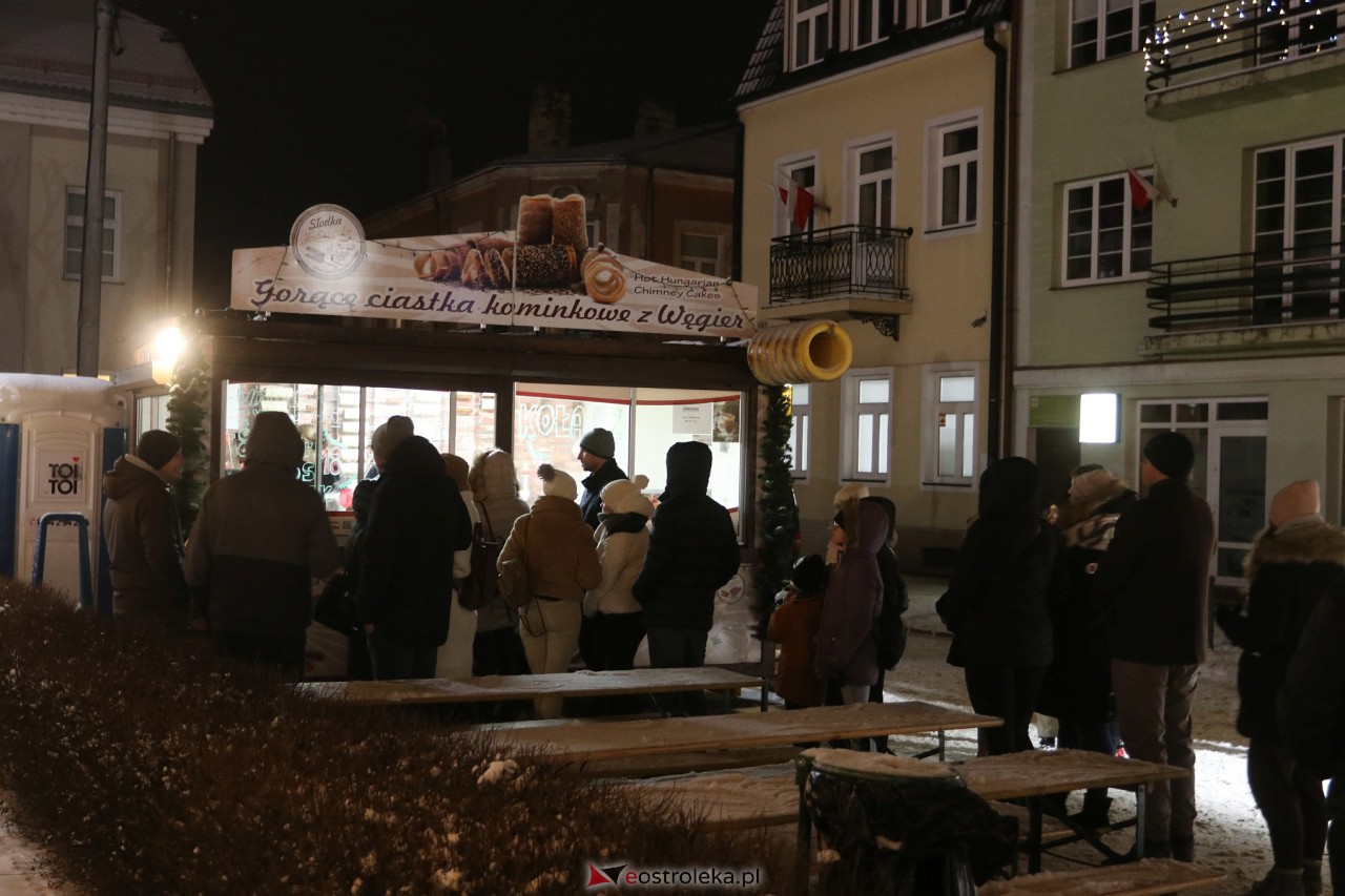 Kurpiowski Jarmark Bożonarodzeniowy - dzień drugi [7.12.2023] - zdjęcie #28 - eOstroleka.pl