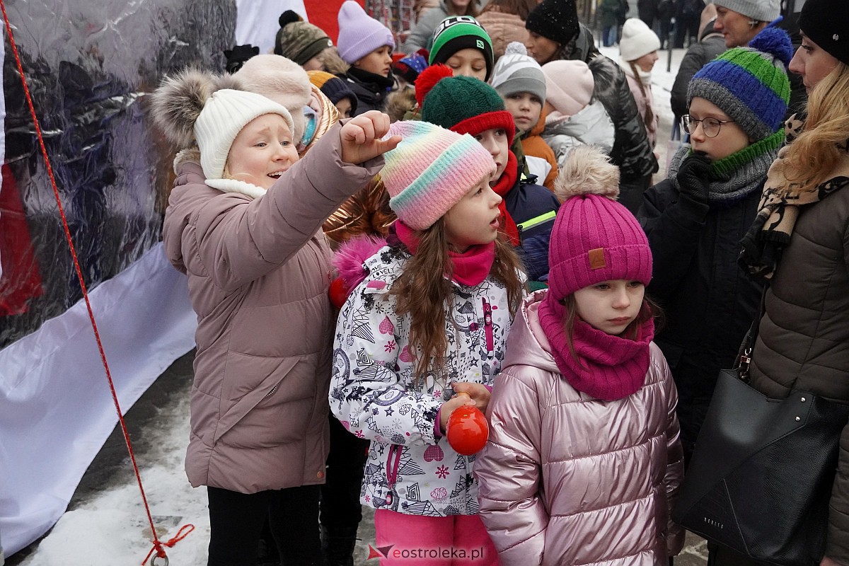 I Kurpiowski Jarmark Bożonarodzeniowy w Ostrołęce - występy uczniów ostrołęckich szkół [07.12.2023] - zdjęcie #56 - eOstroleka.pl