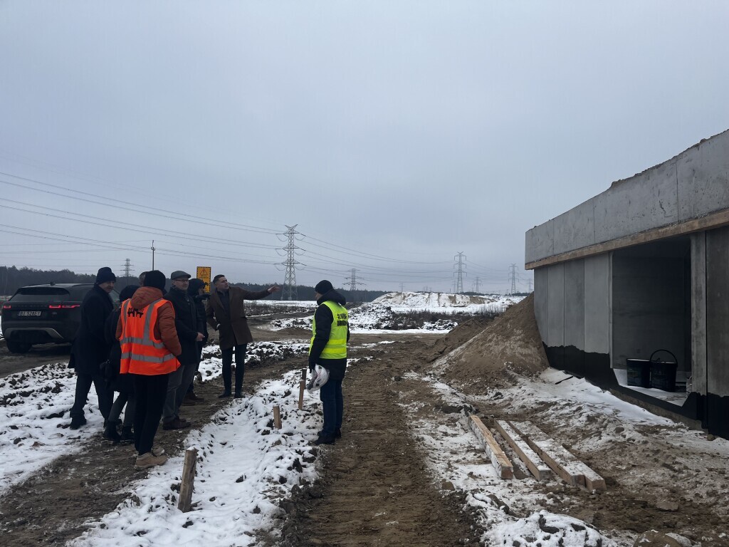 Budowa mostu na Narwi - radni powiatowi zobaczyli postęp prac - zdjęcie #7 - eOstroleka.pl