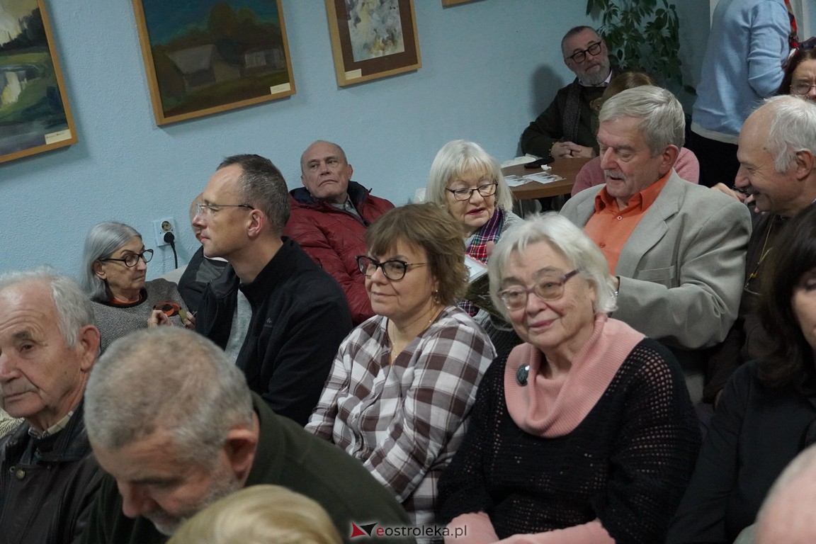 „Kurpie muśnięte czarami” - Spotkanie autorskie z Markiem Sygułą [8.12.2023] - zdjęcie #17 - eOstroleka.pl