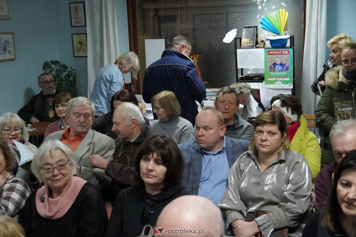 „Kurpie muśnięte czarami” - Spotkanie autorskie z Markiem Sygułą [8.12.2023] - zdjęcie #15 - eOstroleka.pl