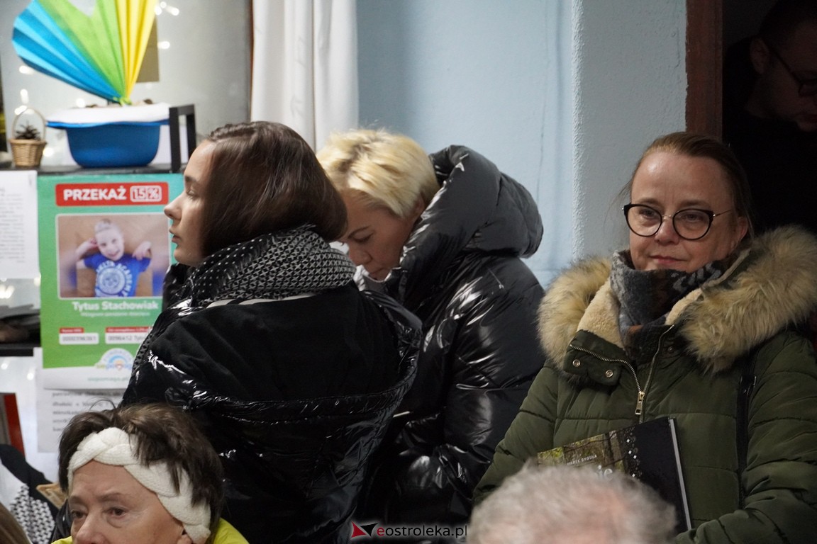 „Kurpie muśnięte czarami” - Spotkanie autorskie z Markiem Sygułą [8.12.2023] - zdjęcie #10 - eOstroleka.pl