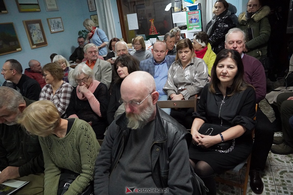 „Kurpie muśnięte czarami” - Spotkanie autorskie z Markiem Sygułą [8.12.2023] - zdjęcie #8 - eOstroleka.pl