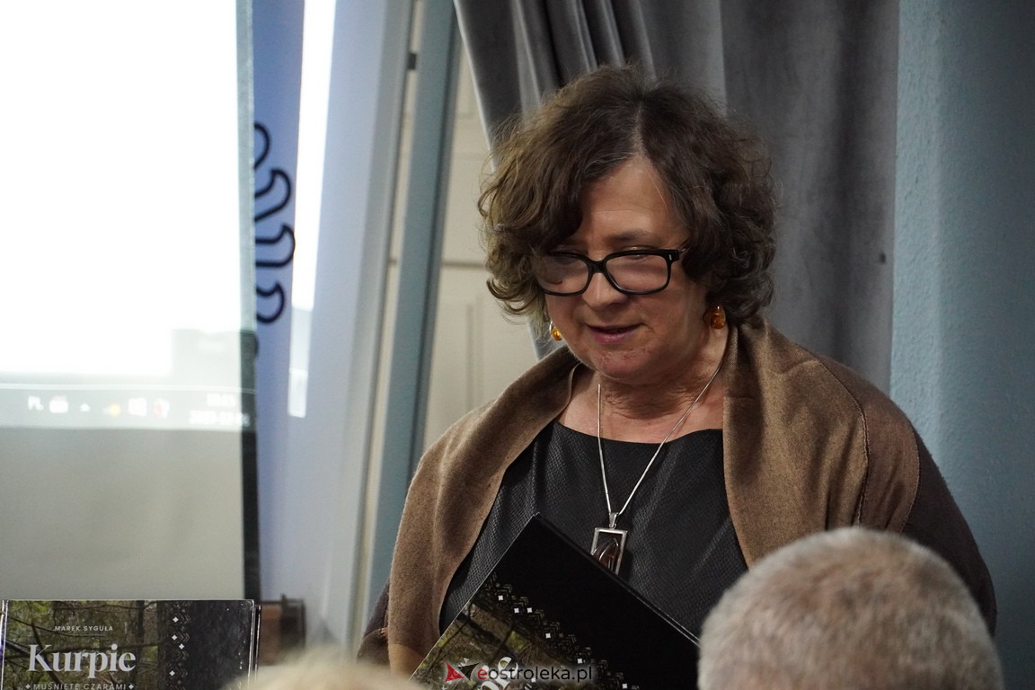 „Kurpie muśnięte czarami” - Spotkanie autorskie z Markiem Sygułą [8.12.2023] - zdjęcie #3 - eOstroleka.pl