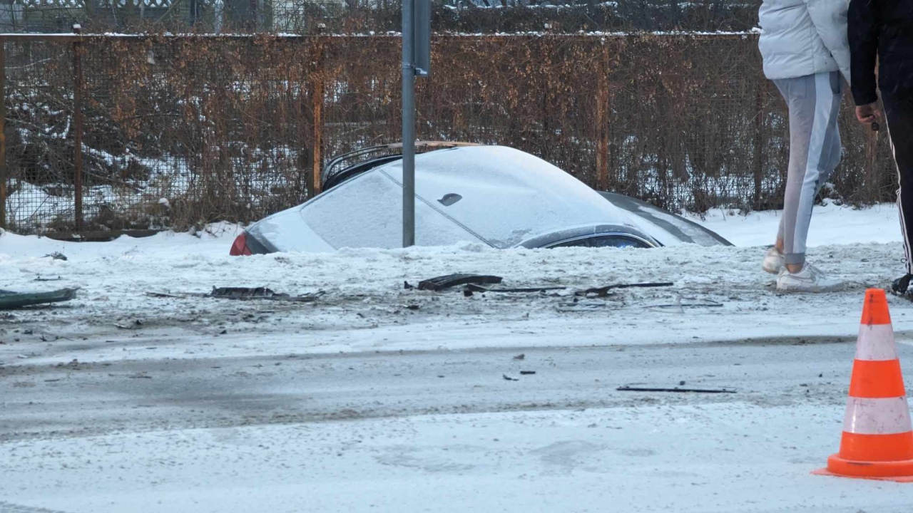 Wypadek na Warszawskiej w Ostrołęce [09.12.2023] - zdjęcie #2 - eOstroleka.pl