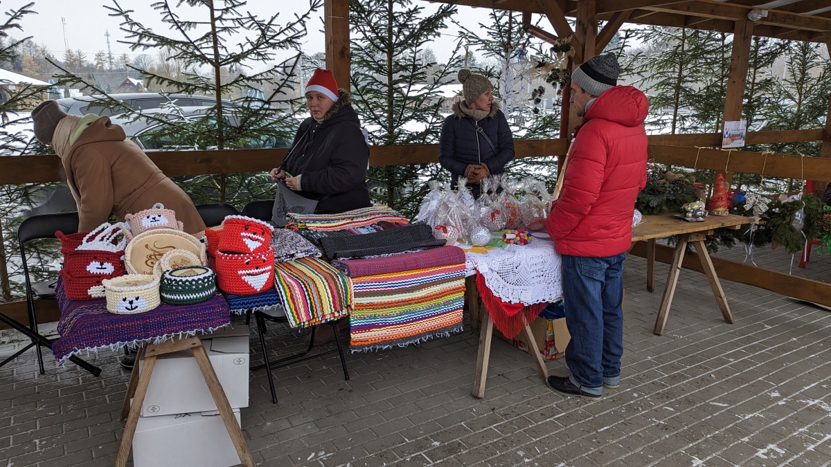 Jarmark Bożonarodzeniowy w Czerwinie [10.12.2023] - zdjęcie #3 - eOstroleka.pl