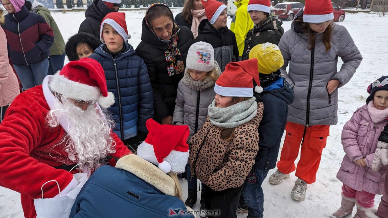 Wigilia na Osiedlu Łazek [10.12.2023] - zdjęcie #32 - eOstroleka.pl