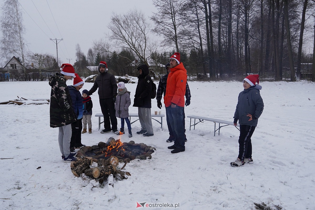 Wigilia na Osiedlu Łazek [10.12.2023] - zdjęcie #101 - eOstroleka.pl
