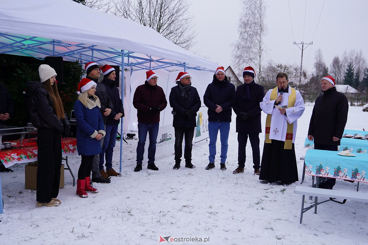 Wigilia na Osiedlu Łazek [10.12.2023] - zdjęcie #98 - eOstroleka.pl