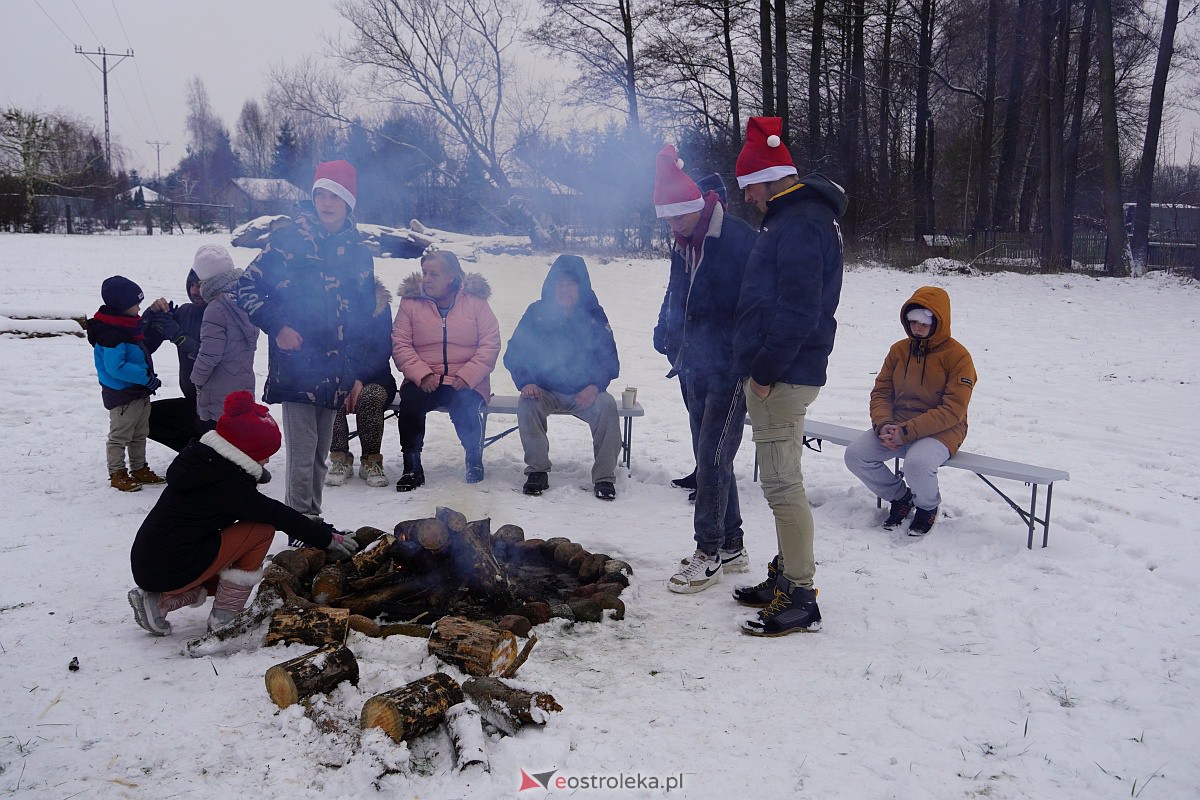 Wigilia na Osiedlu Łazek [10.12.2023] - zdjęcie #96 - eOstroleka.pl