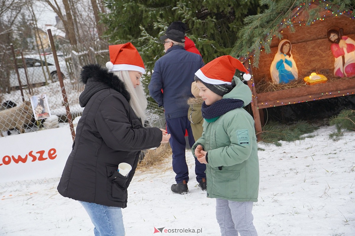 Wigilia na Osiedlu Łazek [10.12.2023] - zdjęcie #86 - eOstroleka.pl