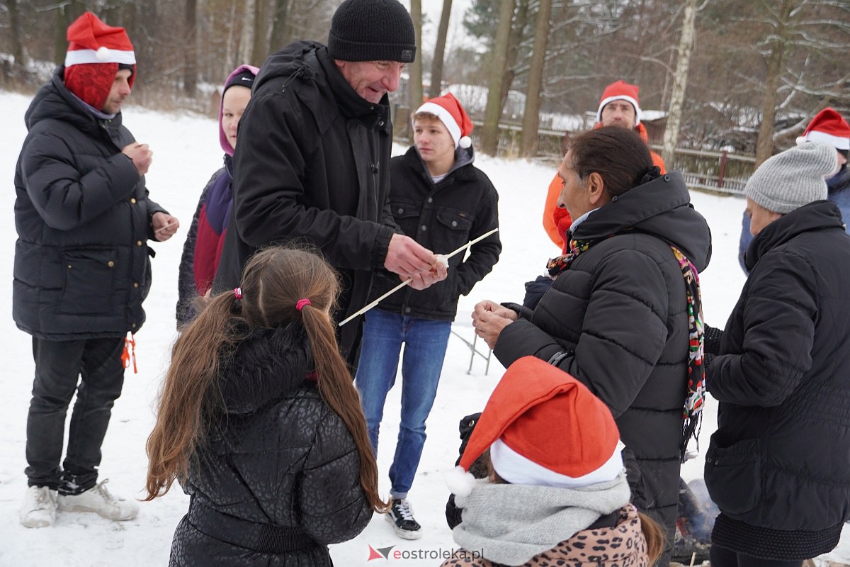Wigilia na Osiedlu Łazek [10.12.2023] - zdjęcie #85 - eOstroleka.pl
