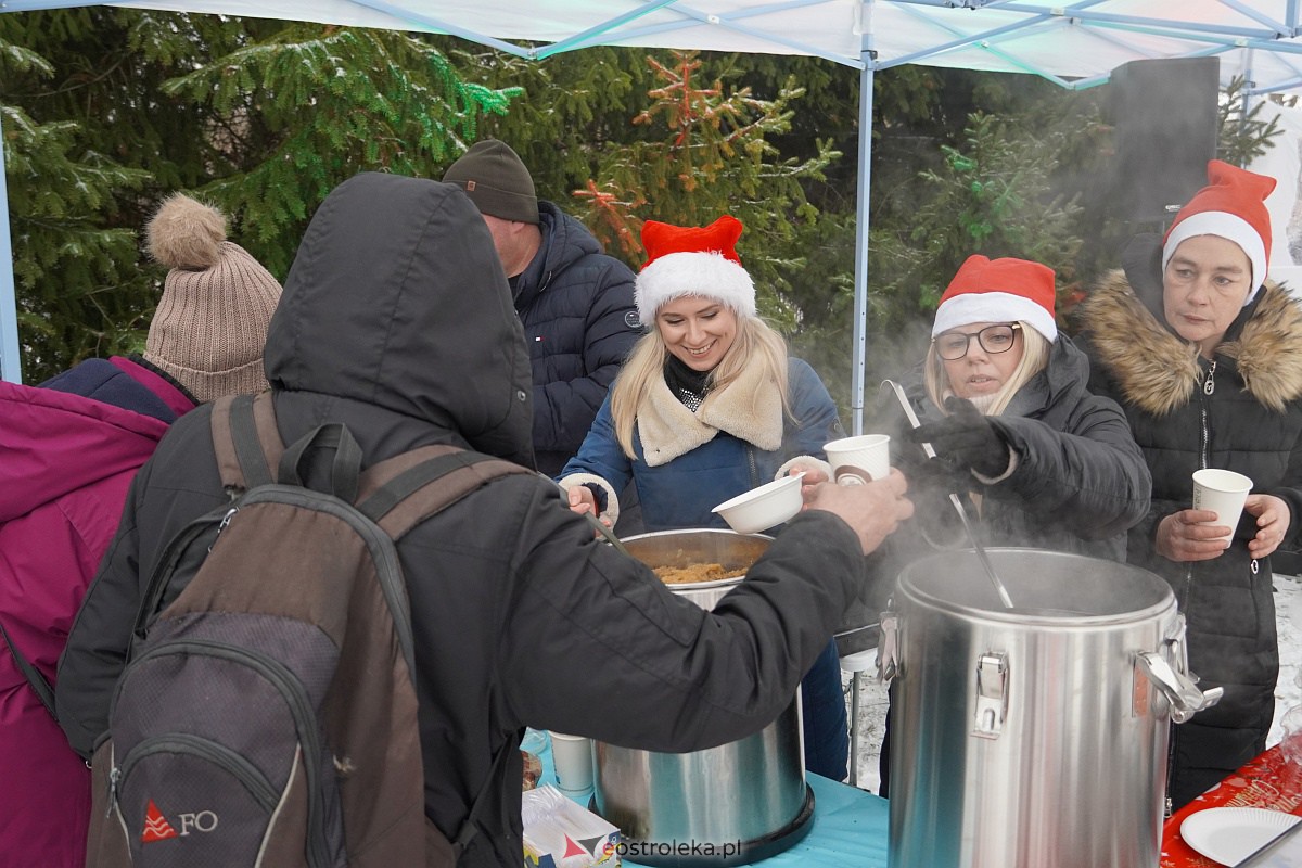 Wigilia na Osiedlu Łazek [10.12.2023] - zdjęcie #68 - eOstroleka.pl