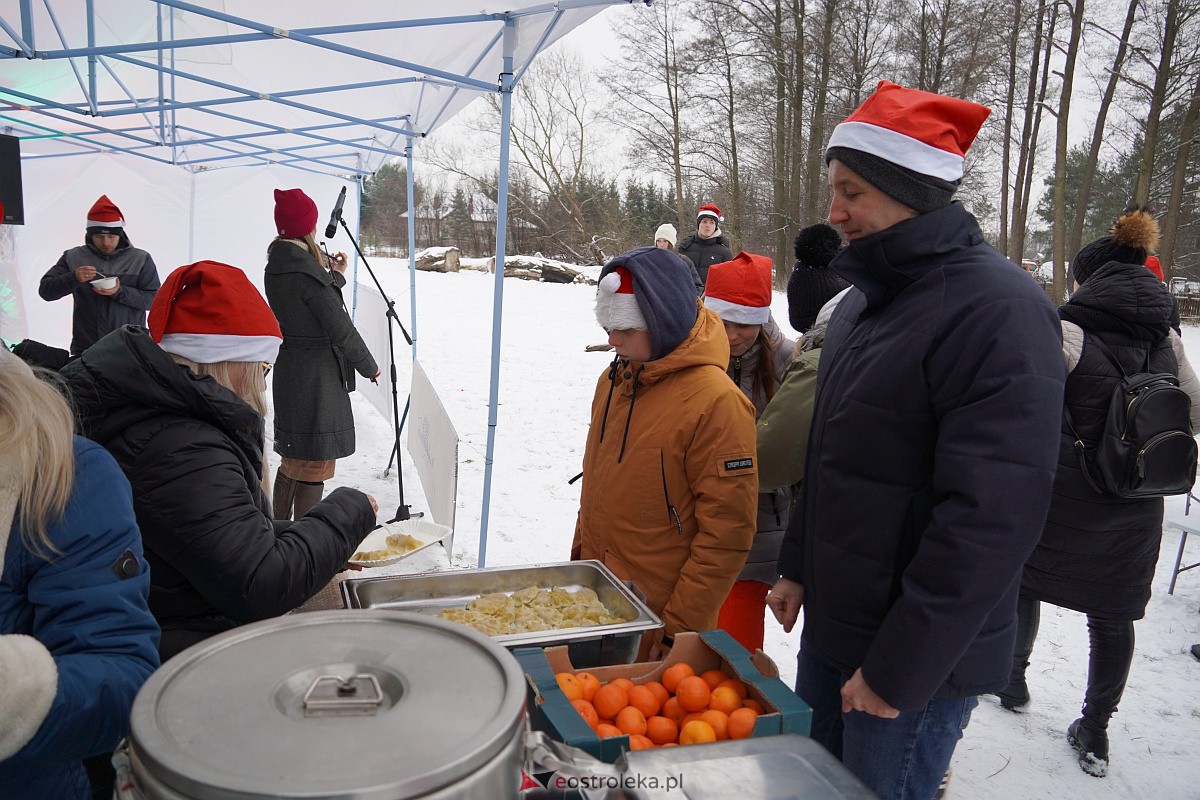 Wigilia na Osiedlu Łazek [10.12.2023] - zdjęcie #60 - eOstroleka.pl