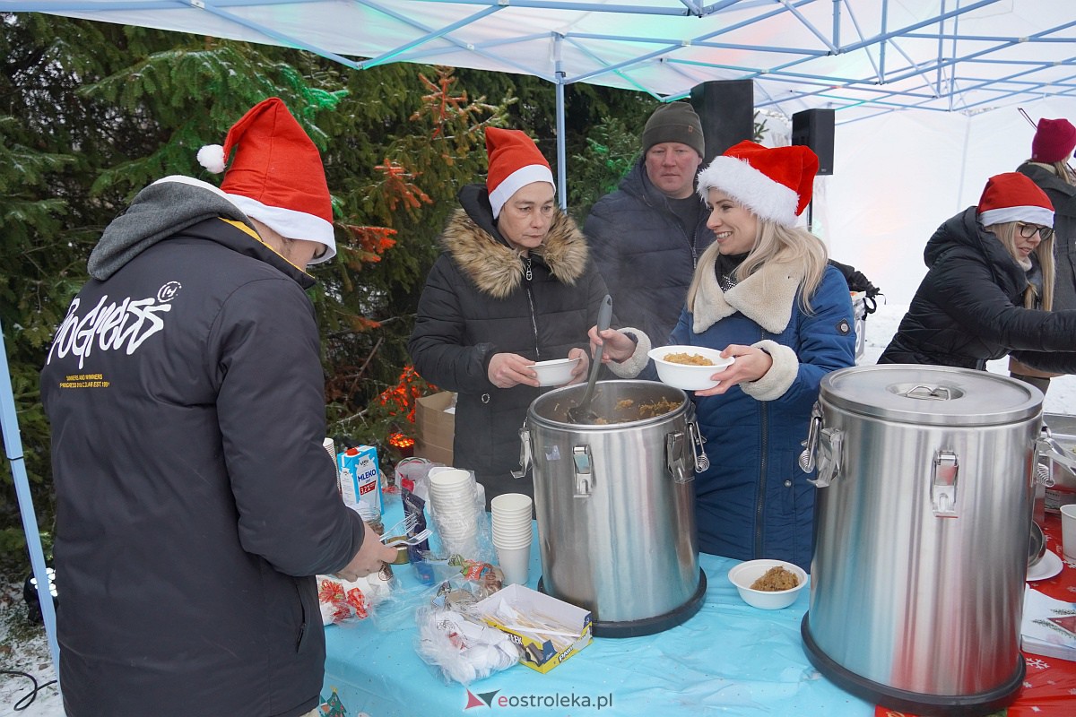 Wigilia na Osiedlu Łazek [10.12.2023] - zdjęcie #53 - eOstroleka.pl